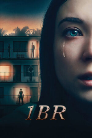 Sinemaku21 – Poster film 1BR (2019), horor psikologis tentang wanita muda yang terjebak dalam komunitas apartemen misterius dan penuh pengendalian.
